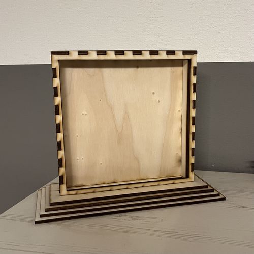 Aufsteller für 150x150mm Spiegel und LED aus Holz